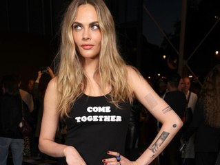 Cara Delevingne mit Beatles-Hommage bei Fashion Show