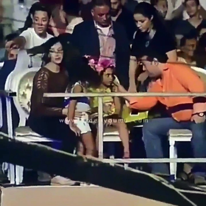 تامر حسني مهدّد بالسجن بسبب "البدلة"