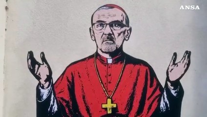 Milano, il nuovo murale di Palombo ritrae Pizzaballa sui muri della Curia Arcivescovile