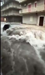 Nubifragio a Favara, dispersa una donna travolta dall'acqua
