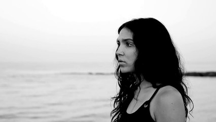 Alan Farrington, le ragioni e il silenzio rock nel nuovo singolo ‘A reason why’