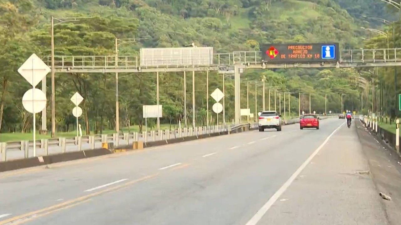 Levantan los bloqueos en la vía al Llano tras 36 horas: estos son los acuerdos a los que llegaron