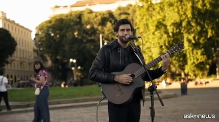 Non solo tormentoni, Alvaro Soler fa ballare e riflettere con El Camino