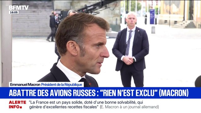 Emmanuel Macron assure que rien n'est exclu en terme de riposte si un avion russe viole l'espace aérien européen