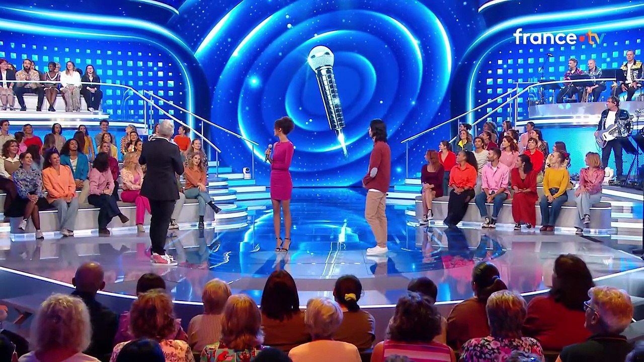 VOICI - N'oubliez pas les paroles : une candidate gênée par les remarques de Nagui sur son compagnon (ZAPTV)