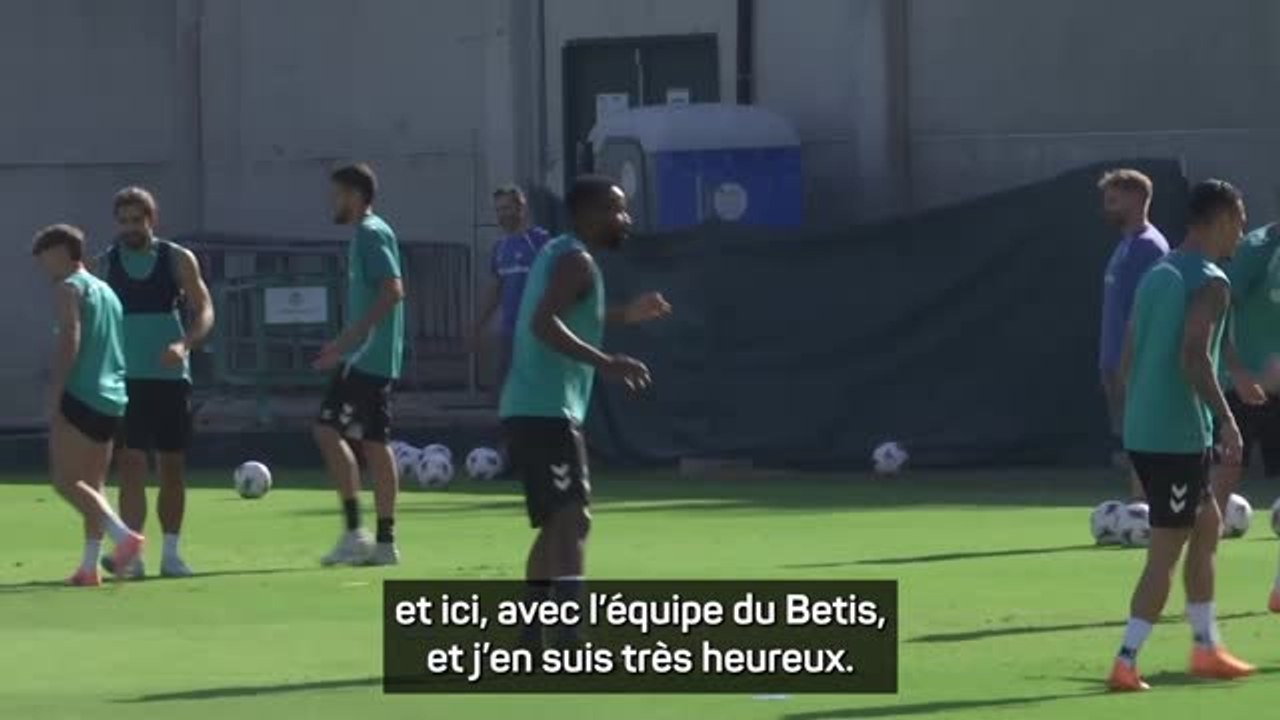 Betis - Bakambu : "Je dois profiter de ce moment"