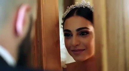 تيم حسن يشعل نيران المنافسة بين زوجته وطليقته