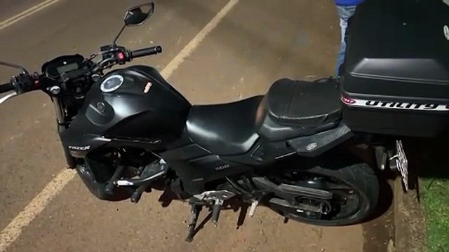 Motorista foge após colisão contra moto na Avenida das Pombas