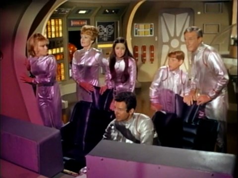 Perdidos en el espacio 3x01-Condenados del espacio-HD