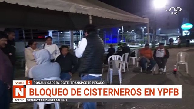 BLOQUEO DE CISTERNEROS EN YPFB