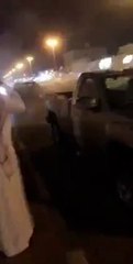 بالفيديو سائق يسير عكس الاتجاه ويصطدم بسيارة الدورية الأمنية أثناء المطاردة بالسعودية