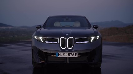 The new BMW iX3 50 xDrive Exterior Design in Spain