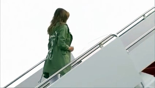 سترة زوجة الرئيس الامريكي تثير الجدل وتتسبب في الهجوم عليها