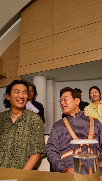 李대통령 경광봉 들고 깜짝…톱스타 총출동 'APEC 홍보영상' 보니