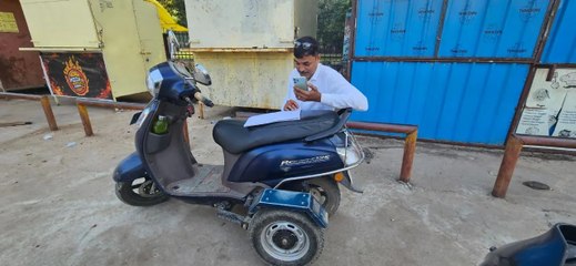 वी ई आर सर्वे: नेटवर्क की प्रॉब्लम के चलते शिक्षकों को करनी पड़ रही है डबल मेहनत