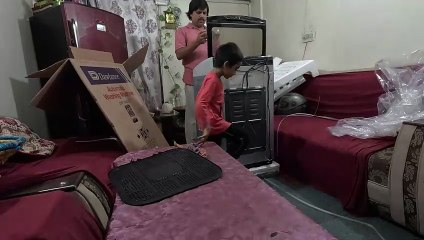Unboxing a new washing machine for review