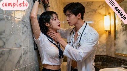 El doctor frío seduce a una chica de 18 años… tras la noche prohibida ya no puede dejarla!