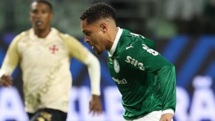 Golazo de Vitor Roque: baila a la defensa del Vasco da Gama