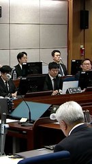 尹재판서 '검은 넥타이' 상복 시위…내란특검 검사들도 집단 반발