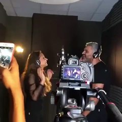 نيللي كريم تهدي المنتخب المصري هذه الأغنية