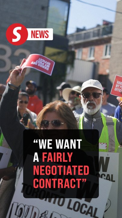 Canadian postal workers protest as strike enters seventh day