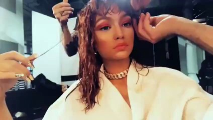 بالفيديو: جيجي حديد تشارك معجبيها لحظة جمالية مهمّة على إنستغرام!