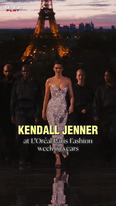 World's No. 1 Model for a reason 🛐   #L'Oréal #paris #ramp #walk #kendalljenner #model [Kendall jenner, L'Oréal Paris, Ramp, Fashion week, Model]