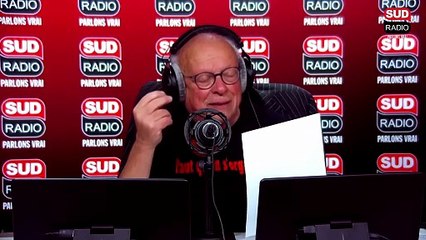 Le Monde juge que les drapeaux anglais sont le symbole de la radicalisation