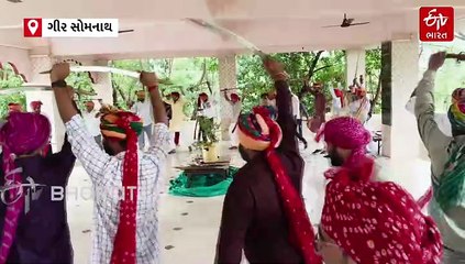 ગીર સોમનાથ: ગરાસિયા રાજપૂત સમાજ દ્વારા વિજયા દશમી નિમિત્તે શસ્ત્ર પૂજન અને વિજયોત્સવની ઉજવણી