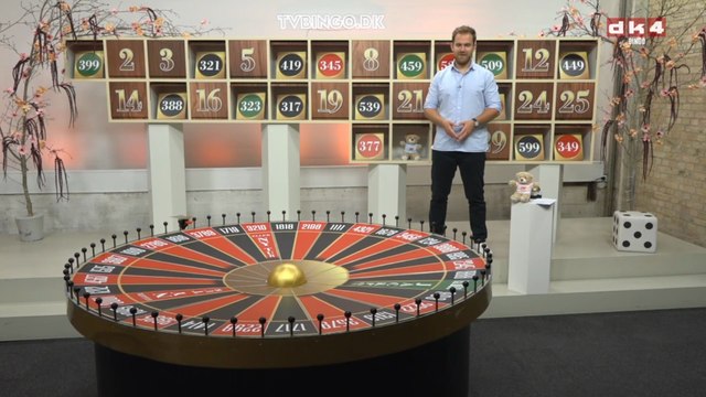 Anni Nielsen i Haslev for 2 gang og gevinst på 1065 kroner | 300 kroner med fuld plade og låge nummer 12 med 765 kroner | 2 gange i alt og gevinst på 1564 kroner i alt | SIFA tv bingo sendt den 27 September 2025 på DK4