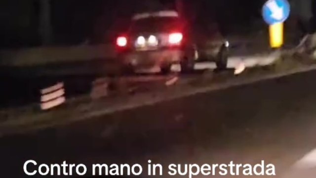 Contromano sulla superstrada per 10 km: le gridano «Fermati», ma lei non si dà per vinta