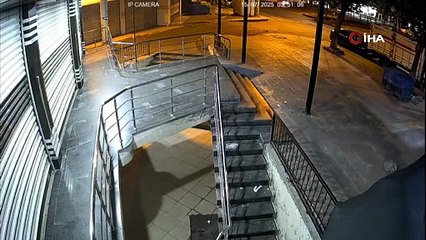 Haraç çetesi kuyumculara kurşun yağdırdı