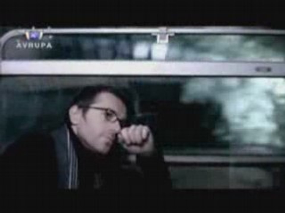 Ugur Arslan & Yildiz Tilbe - Yildiz Gözlüm by Aluxton