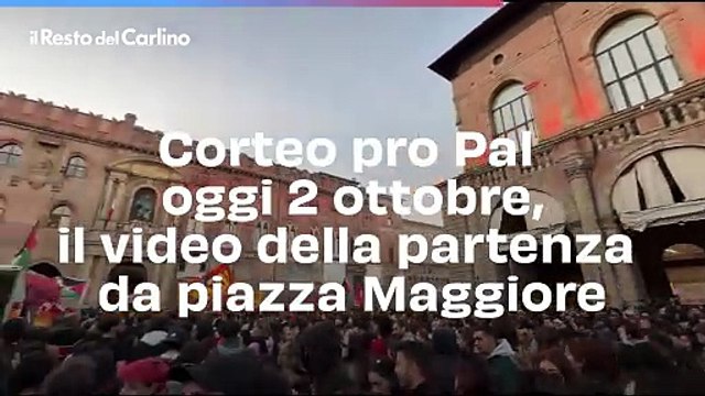 Corteo pro Pal oggi 2 ottobre, il video della partenza da piazza Maggiore
