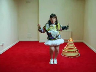 Lola Young - Messy (Official Video)
