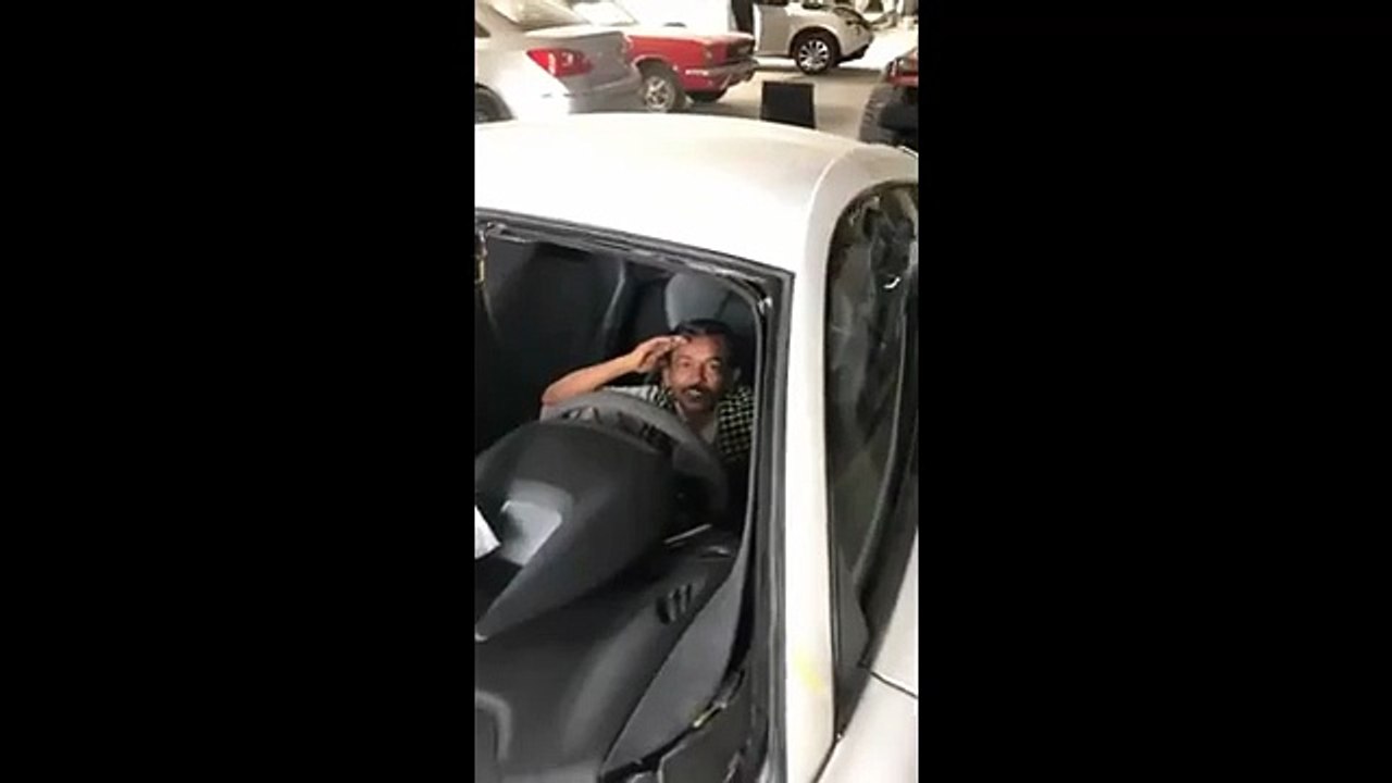 Mini‑monde, gros gaffe !