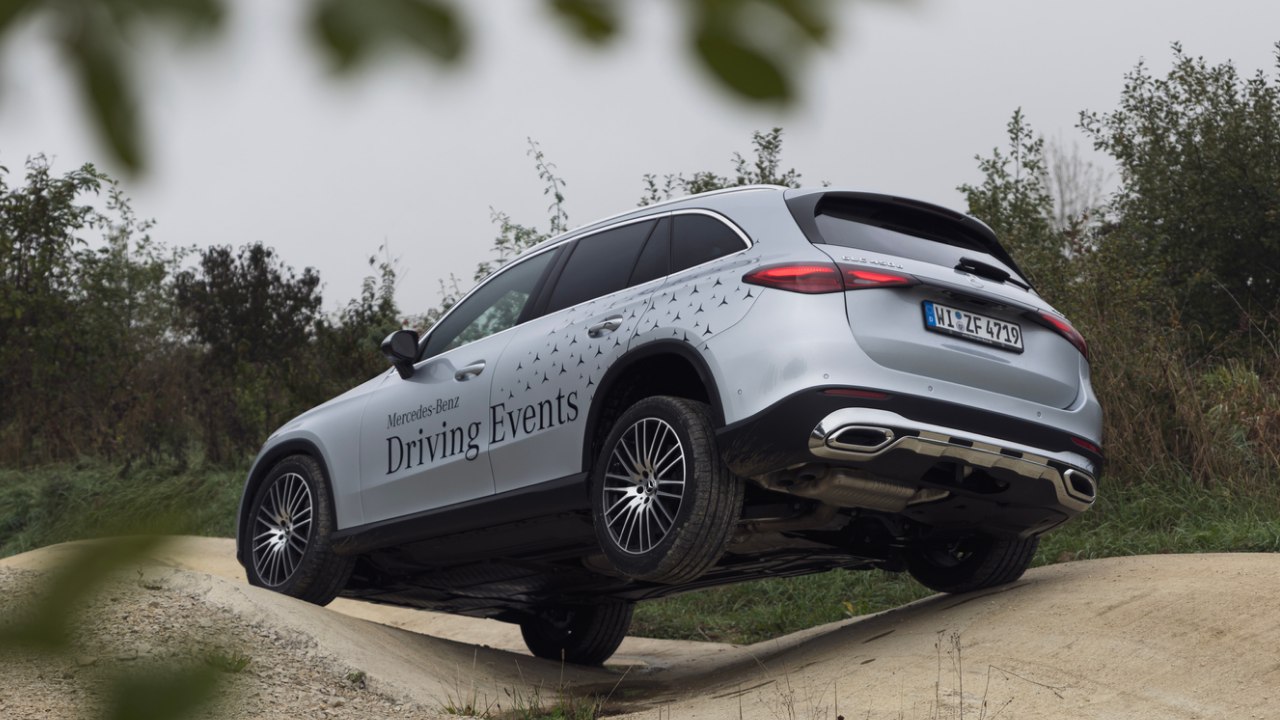 EQS im Lichtlabor – So testet Mercedes seine Scheinwerfer unter Extrembedingungen