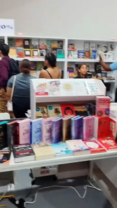 Una fiesta de letras y cultura: así se vive la Feria Internacional del Libro Santo Domingo 2025 1/2