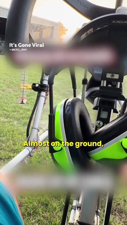 Don’t planes on the ground have priority! 😳