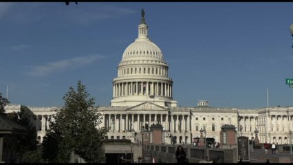 Usa a secondo giorno di paralisi bilancio, pressione sui democratici