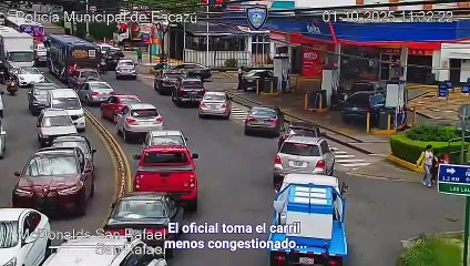 ext-Nuevamente señal universal de auxilio salva a mujer embarazada en Escazú-021025