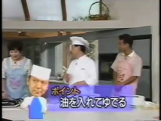 シンガポールビーフン　上沼恵美子のおしゃべりクッキング　ゲスト　中山秀征　小坂英幸 料理 トーク, Emiko Kaminuma cooking