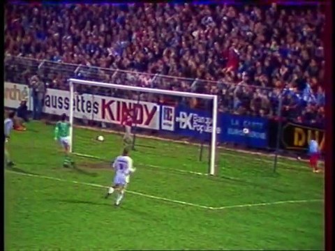 AUXERRE - SAINT ETIENNE - 1983 - SAISON 1982/1983 -