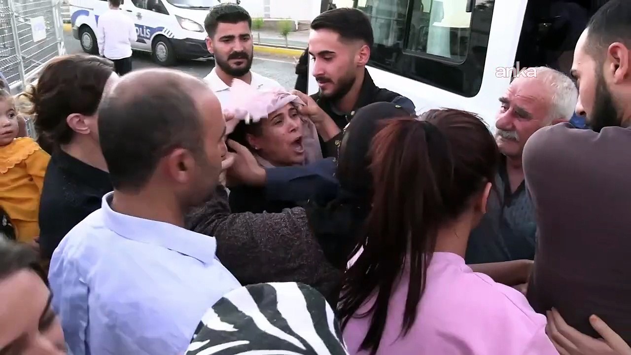 Narin Güran cinayetinde tahliye edilen 3 kişiden mezarlık ziyareti