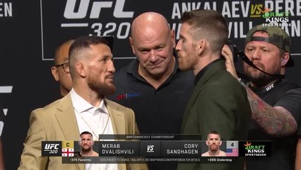 UFC 320 - Le face-à-face de Dvalishvili et Sandhagen avant leur combat pour le titre