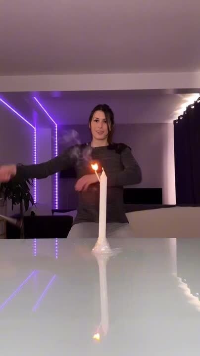 Woman Shows Off Incredible Nunchuck Skills