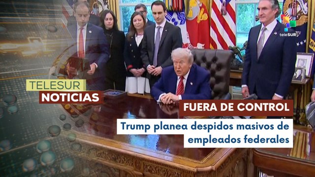 Presidente de los Estados Unidos planea despidos masivos de empleados federales