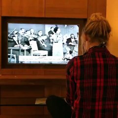 فنّانة عالمية تُفاجىء متابعيها بحبها لأم كلثوم.. فيديو