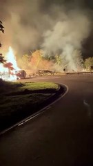 Caminhão com 44 mil litros de etanol tomba na Serra das Araras e provoca incêndio