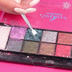 Look at these amazing makeup hacks with fruits!